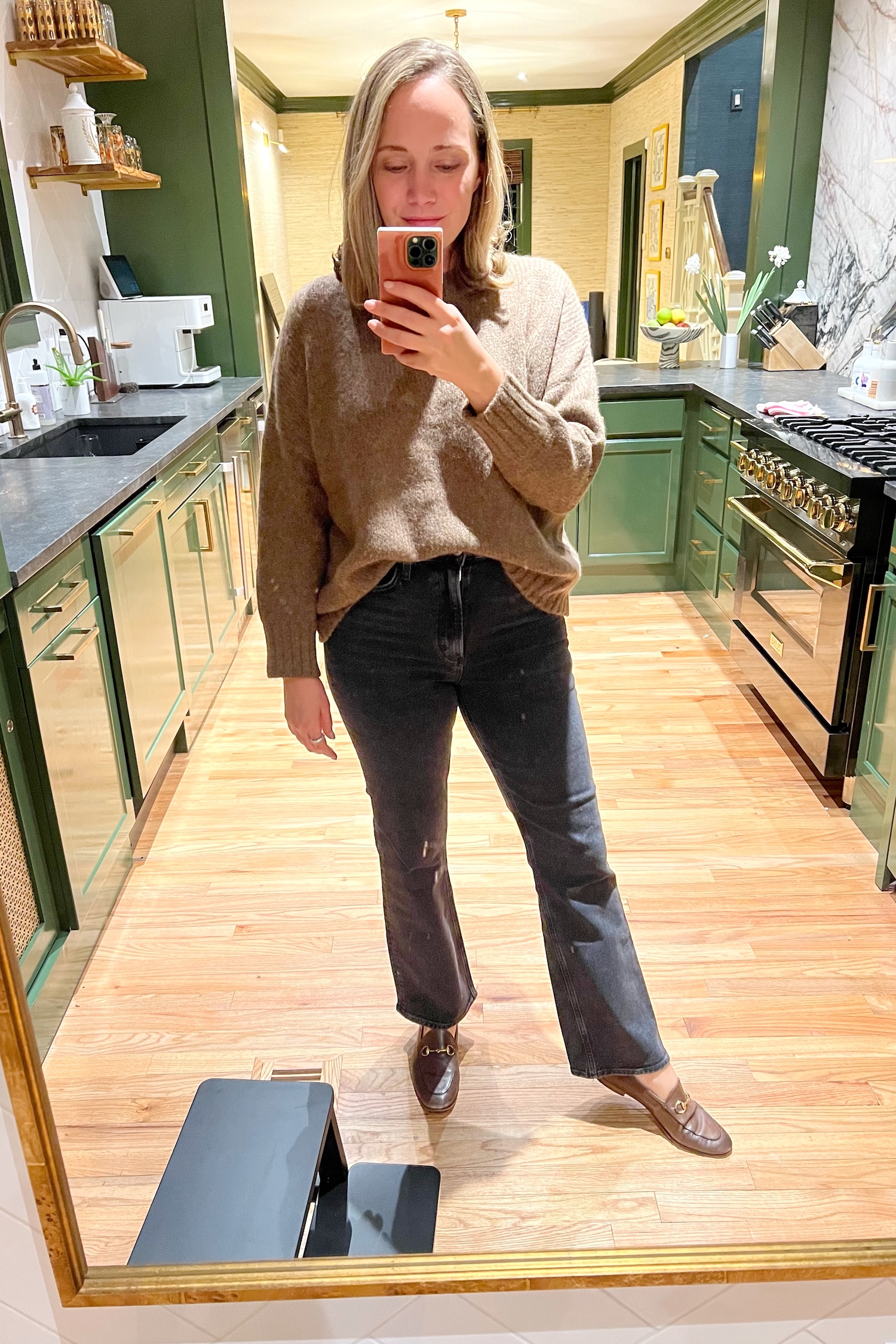 Jenni Kayne Sweater, AGOLDE Jeans, Gucci Loafers